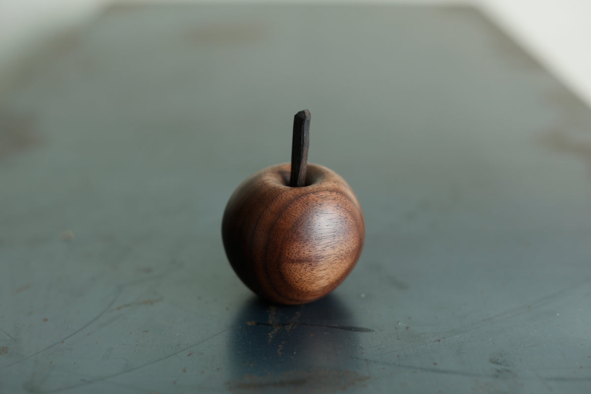 ringo / walnut / 0044