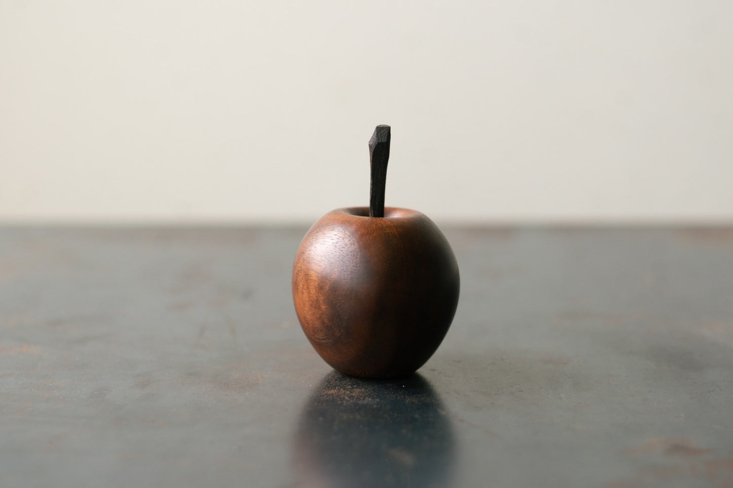 ringo / walnut / 0470