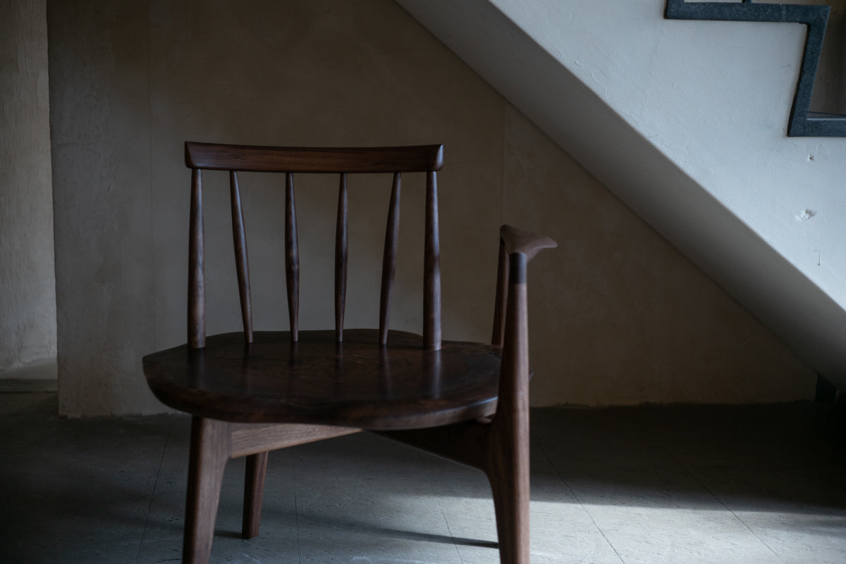 一枚板 クラロウォールナットのstump arm chair