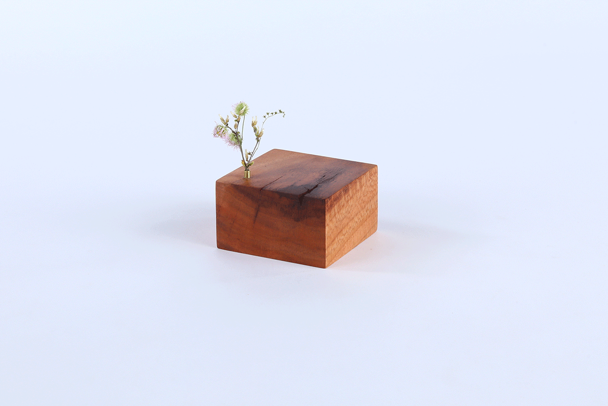 【若い衆作品】一輪挿しKaku 大高柊人