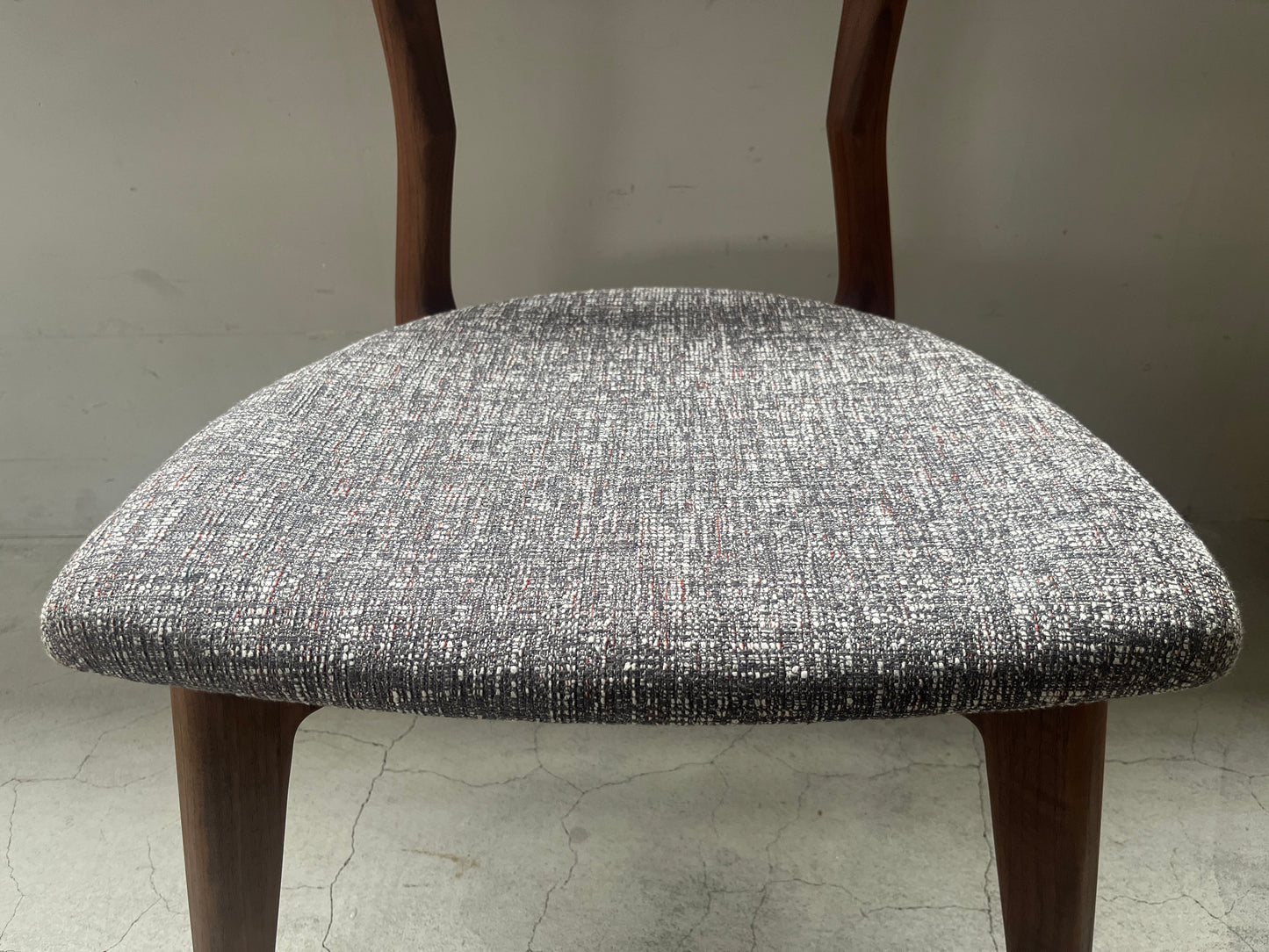 sui chair (Kubadrat actual product)