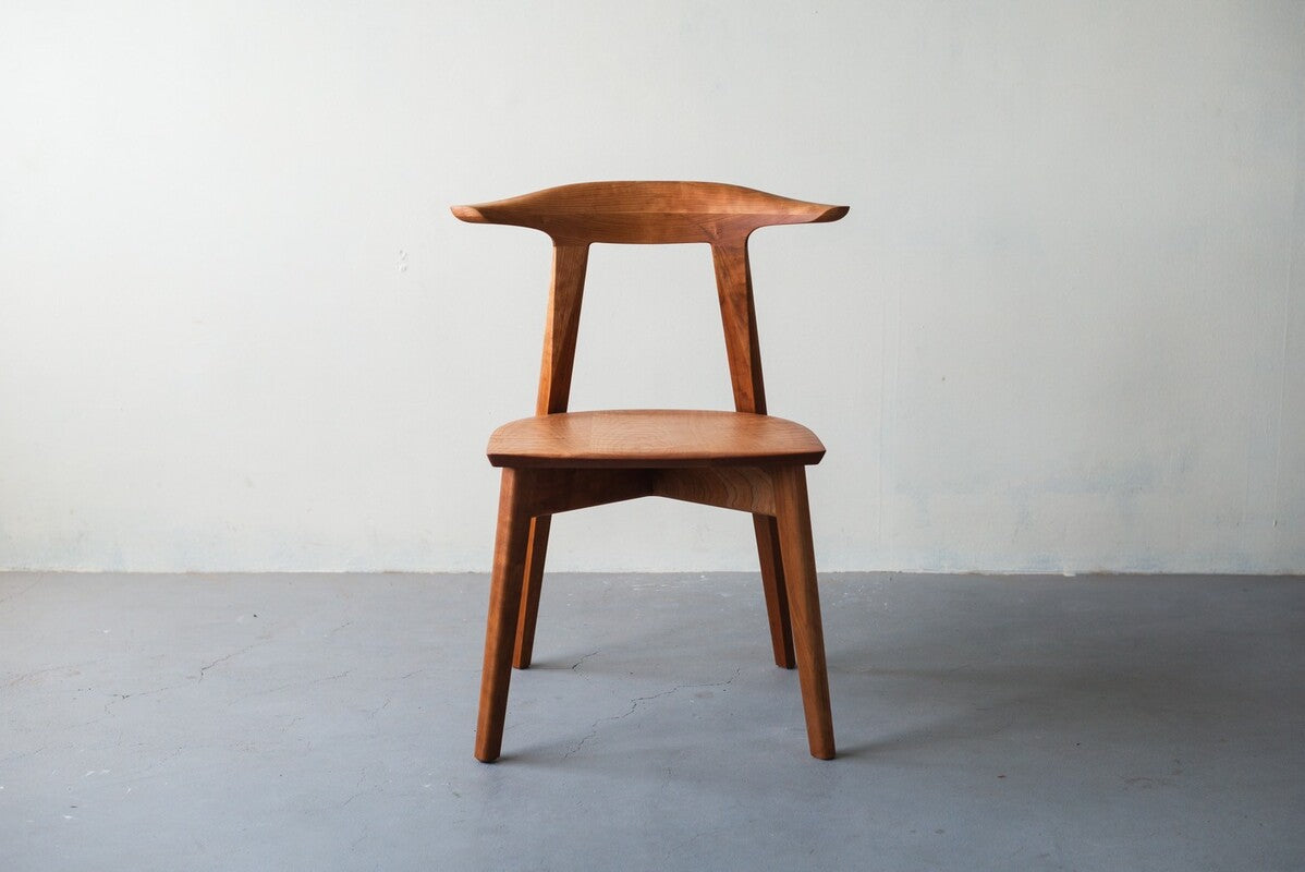 giragira sim arm chair / cherry / 5251 – KOMA