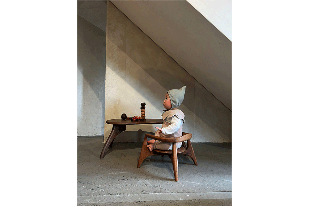 baby table