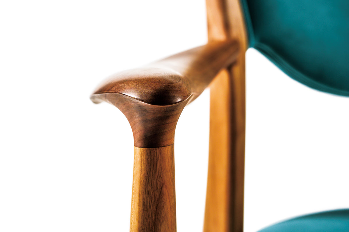 curva chair