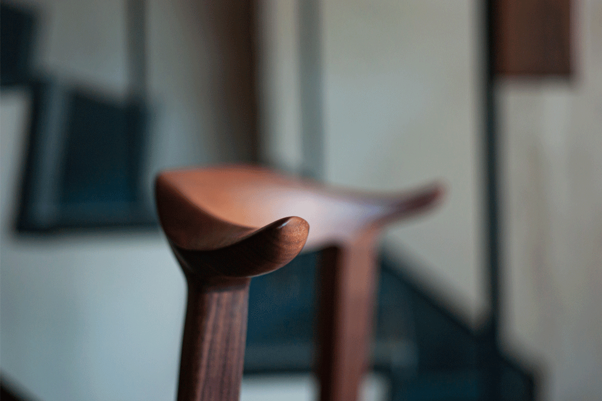 pick arm chair