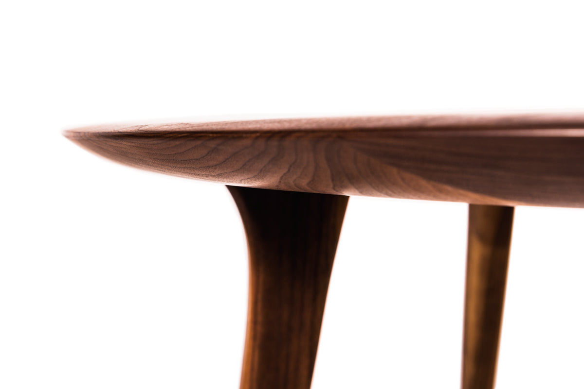 circle table