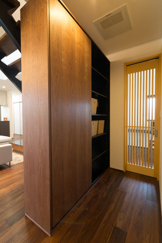 ウォールナットのwall storage