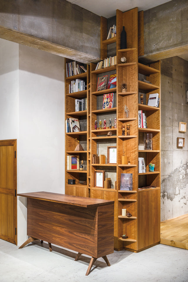 KOMA original Book shelf
