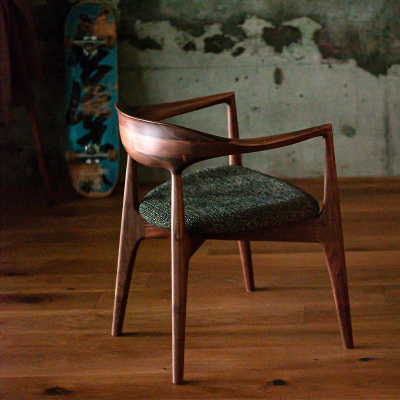 chair / stool