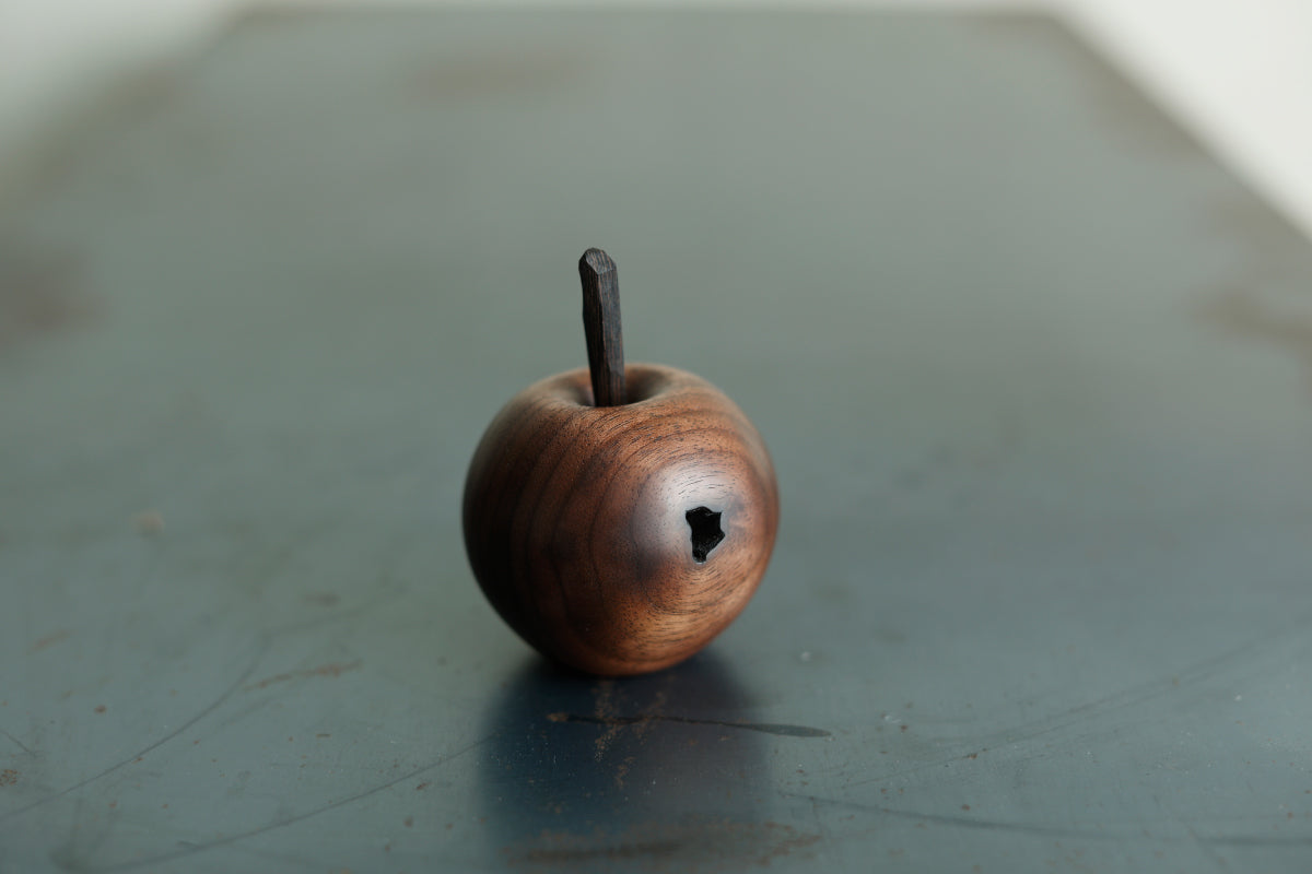 ringo / walnut / 0044