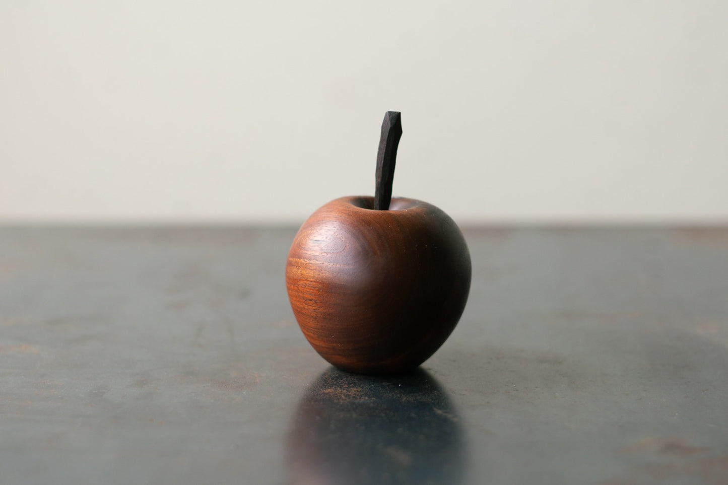 ringo / walnut / 0469