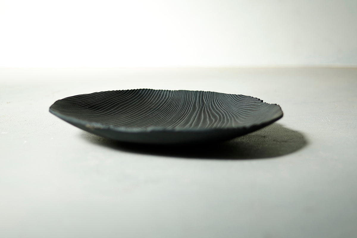 【若衆作品】yakisugi maru plate　武内舞子