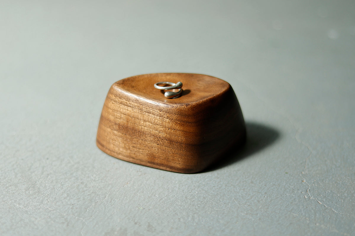【若い衆作品】ukishima/ walnut　小栗 凜　