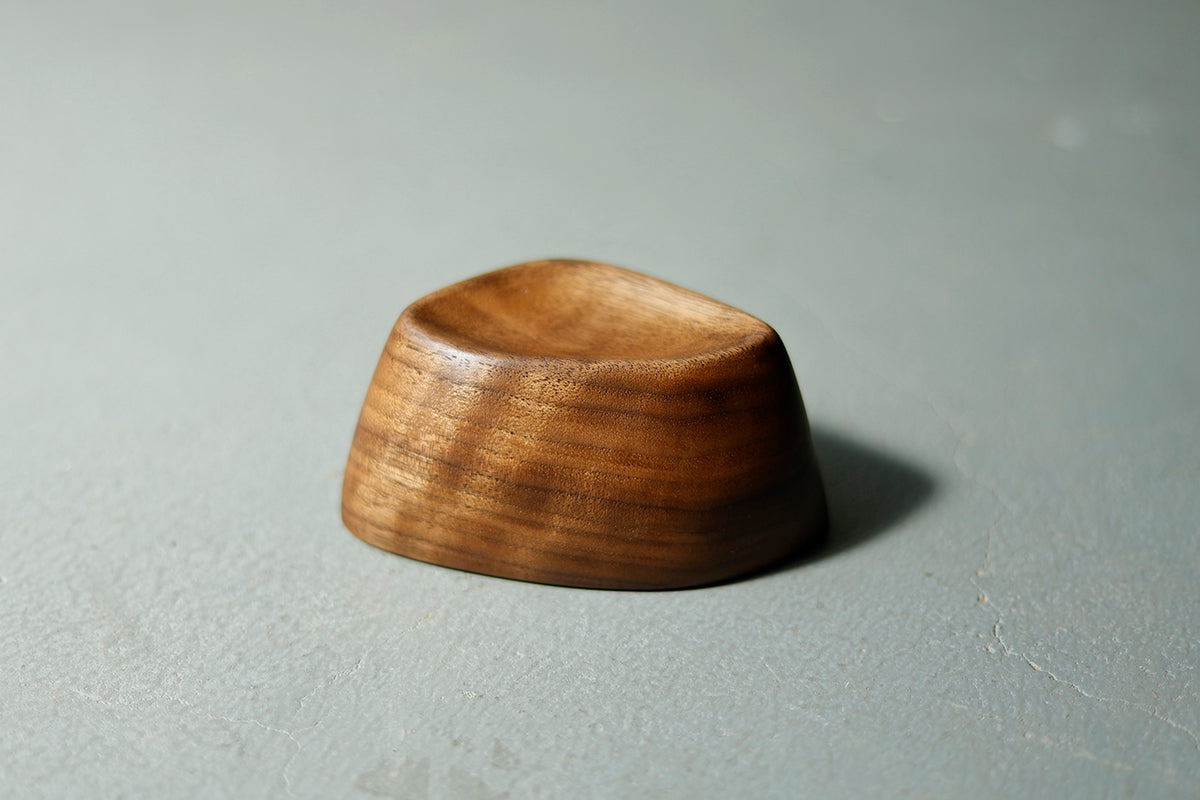 【若い衆作品】ukishima/ walnut　小栗 凜　