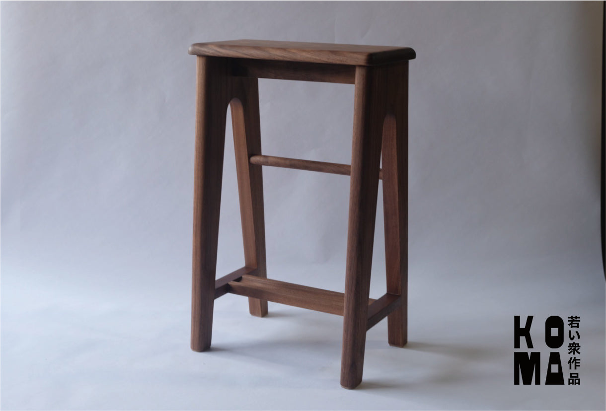 【若い衆作品】 本立てstool.ver2　藤井大暉