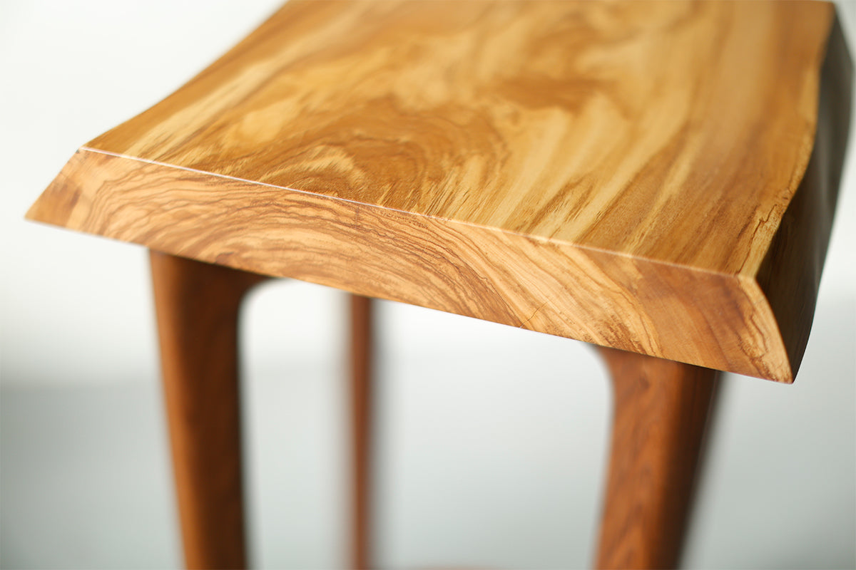 一枚板 flower stand オリーブ 4667