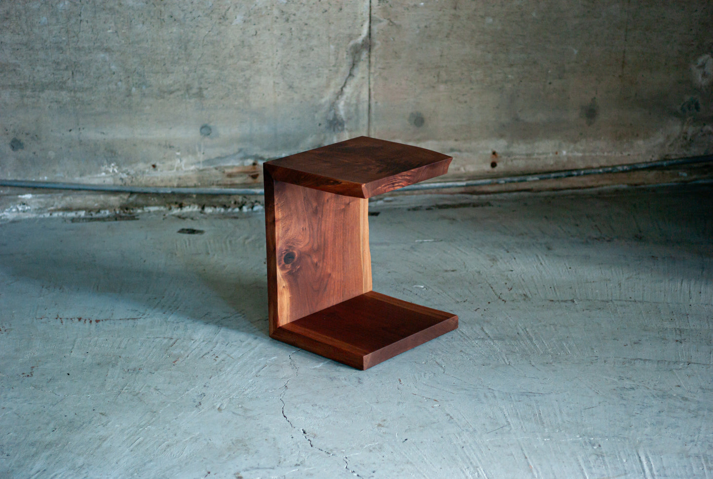 一枚板 side table  walnut