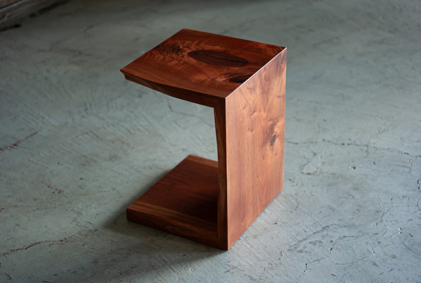 一枚板 side table  walnut