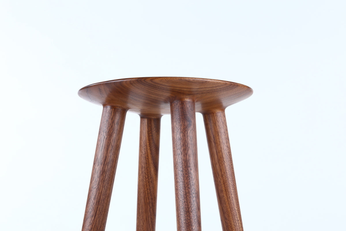 【若い衆作品】Round stool　久田　拓