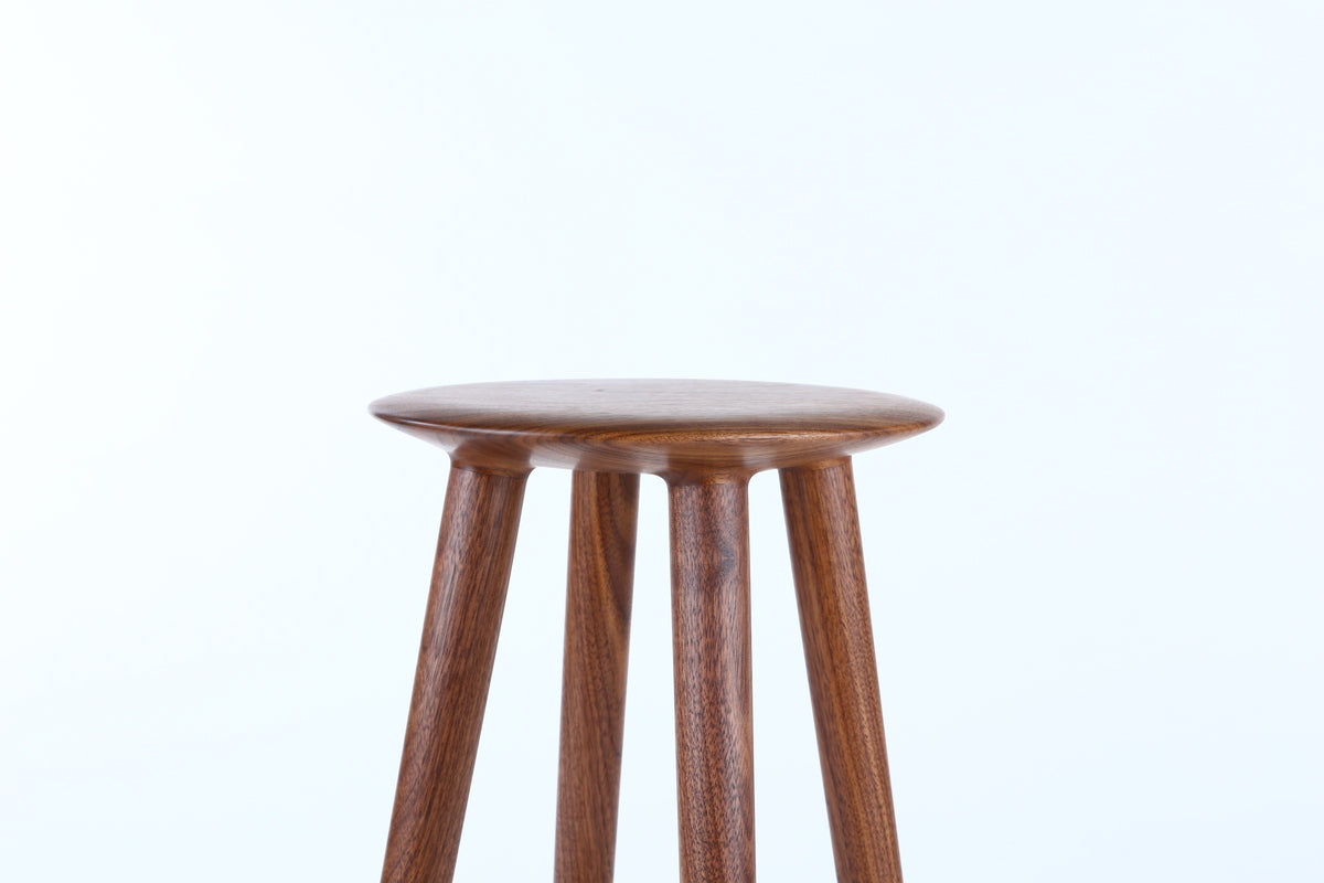【若い衆作品】Round stool　久田　拓