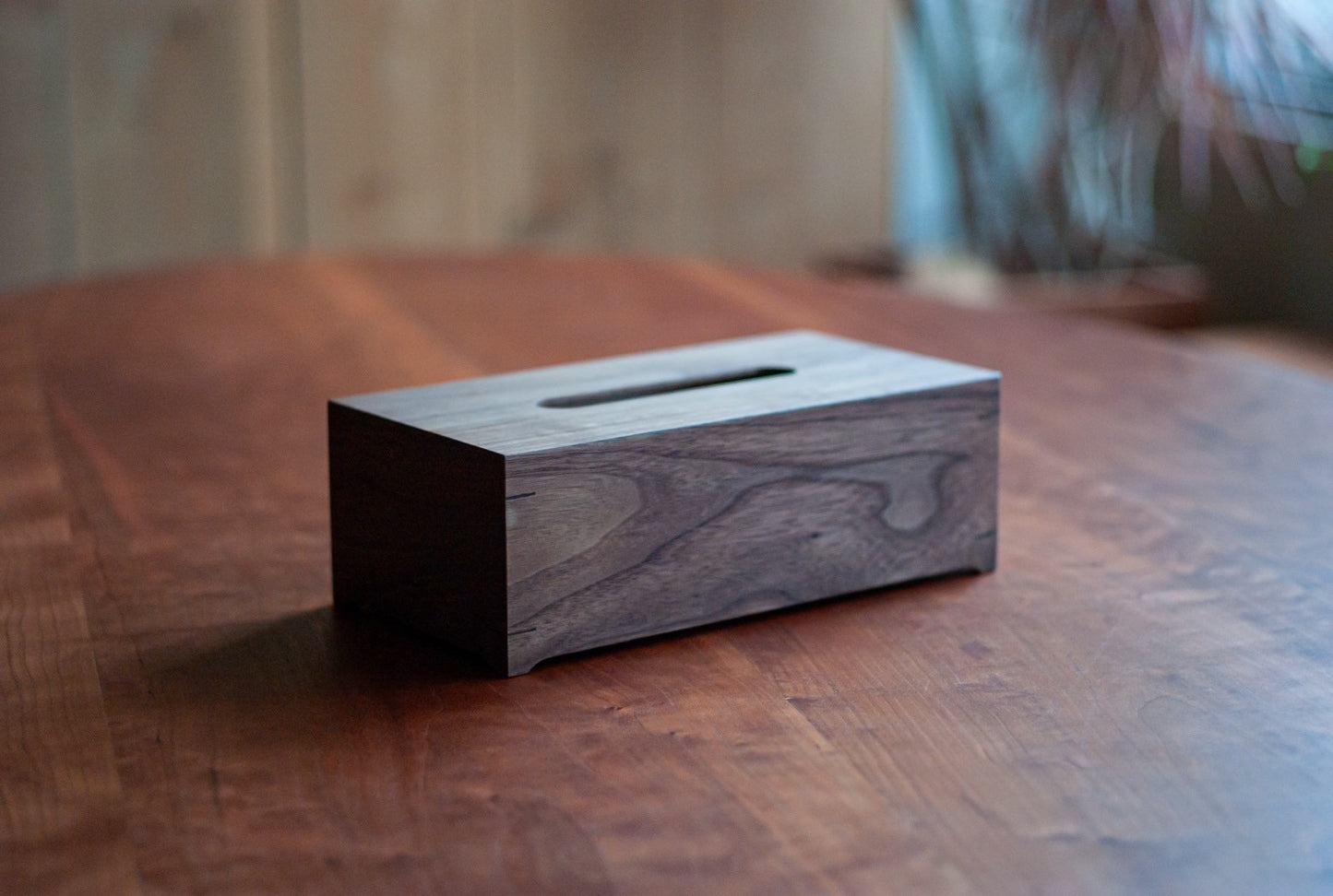 tissue case / cherry
