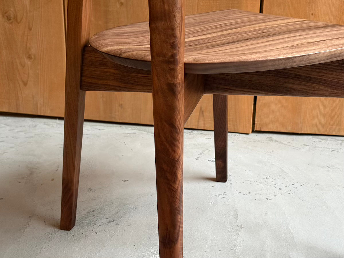 sim chair / walnut / 5050