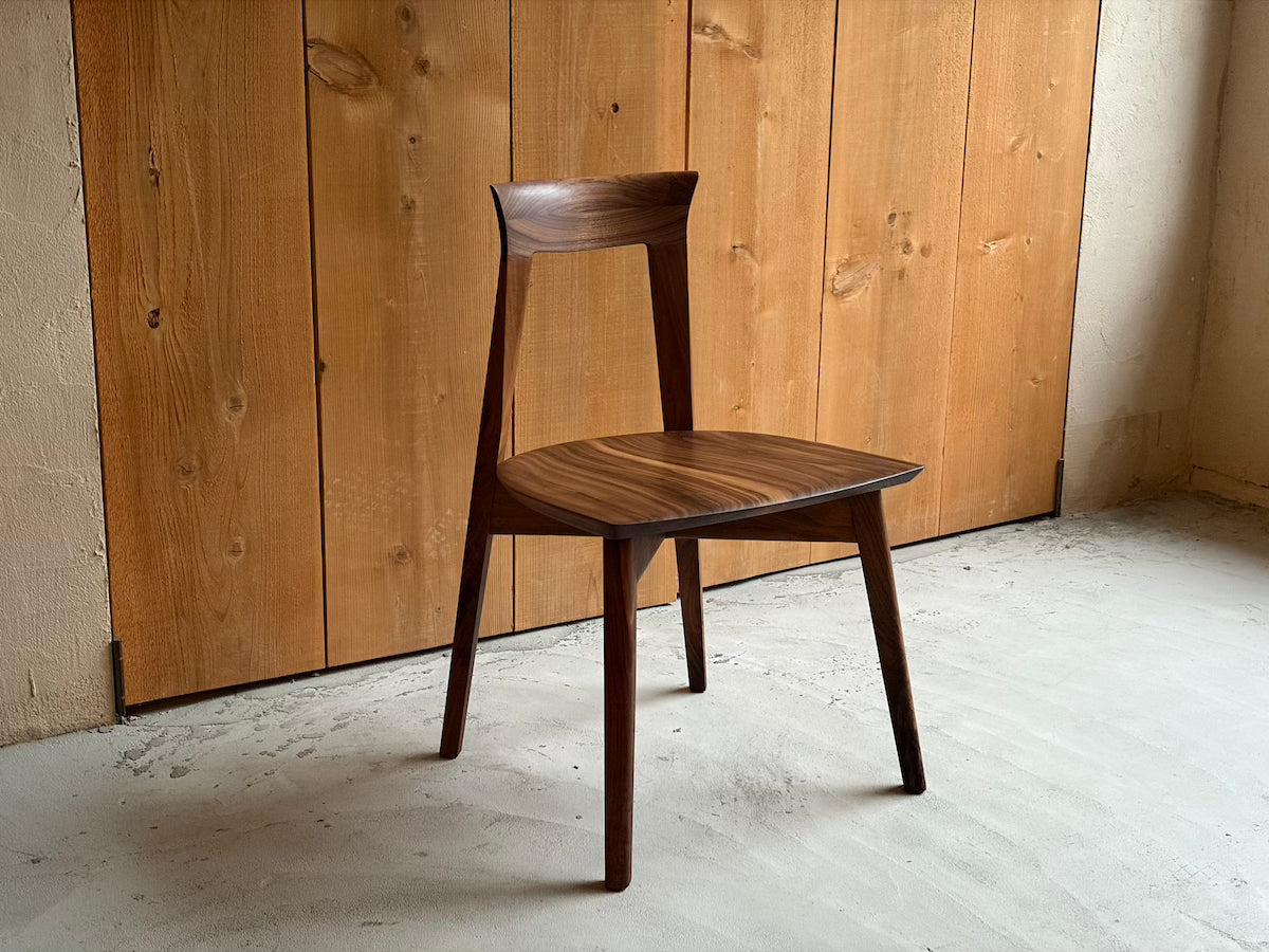 sim chair / walnut / 5050