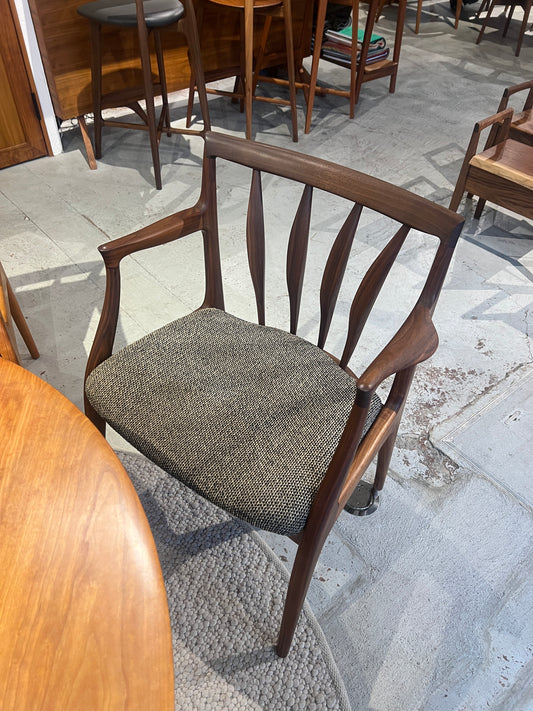 maerge chair WN 4756