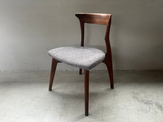 sui chair (Kubadrat actual product)