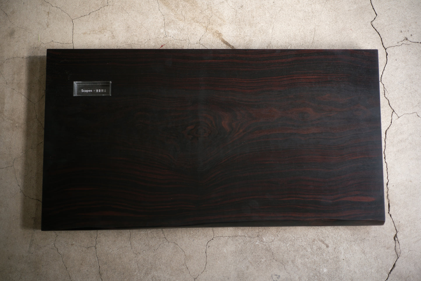【Scapes × KOMA】一枚板 盆栽飾り台　黒檀　※画像の盆栽はセットではございません。