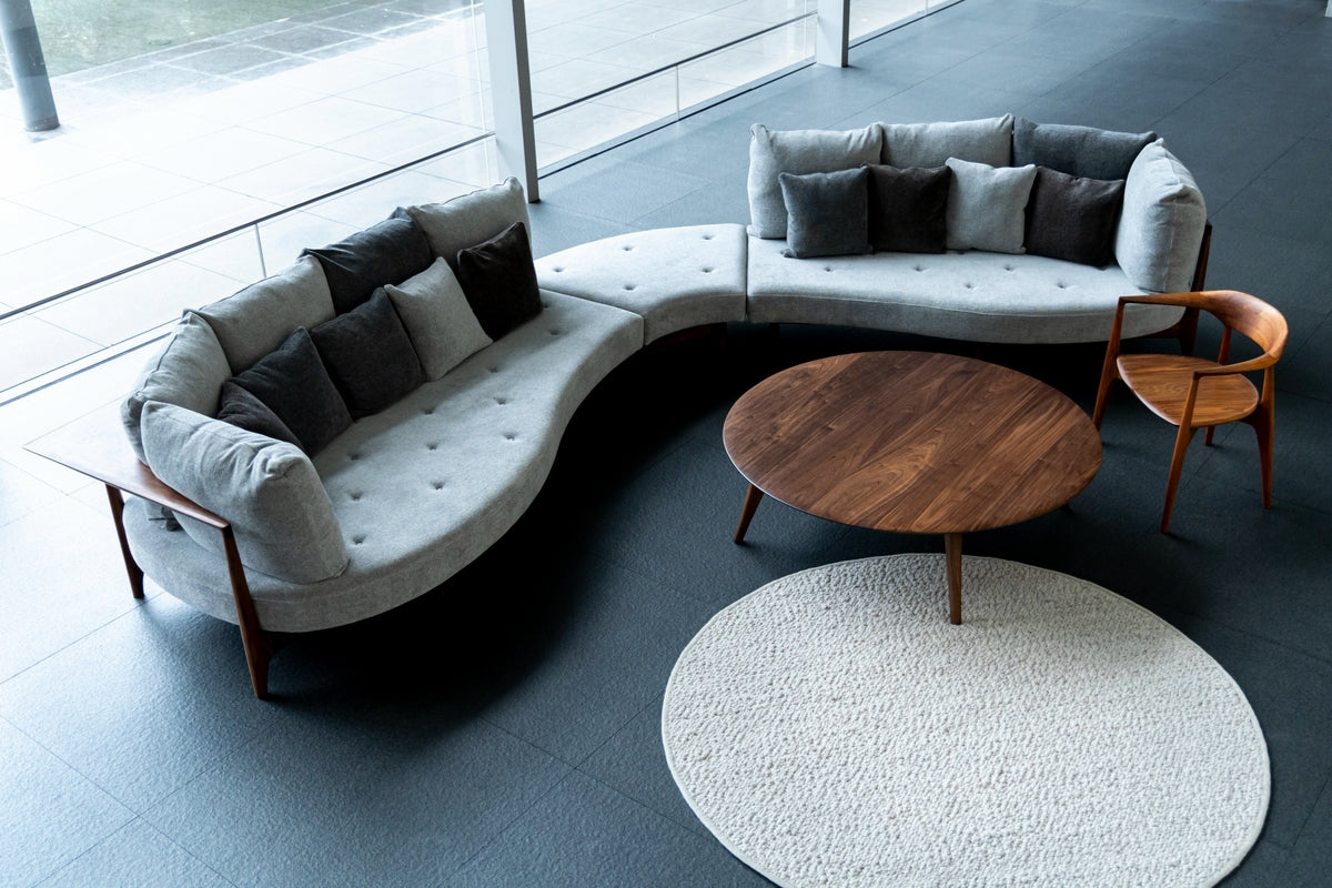 mare sofa
