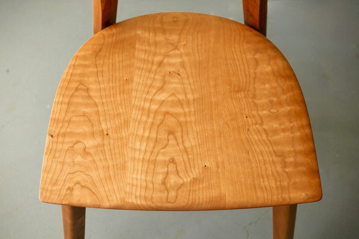giragira sim arm chair / cherry / 5251