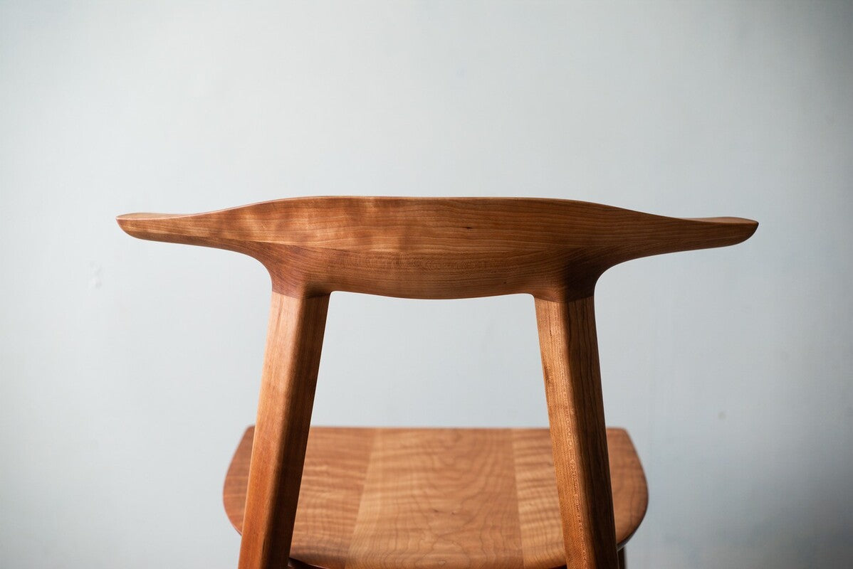 giragira sim arm chair / cherry / 5251