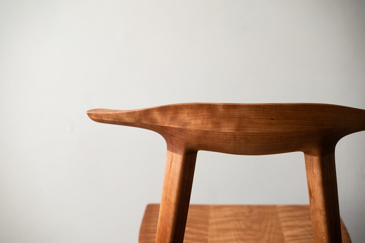 giragira sim arm chair / cherry / 5251