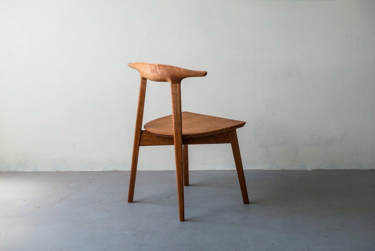 giragira sim arm chair / cherry / 5251