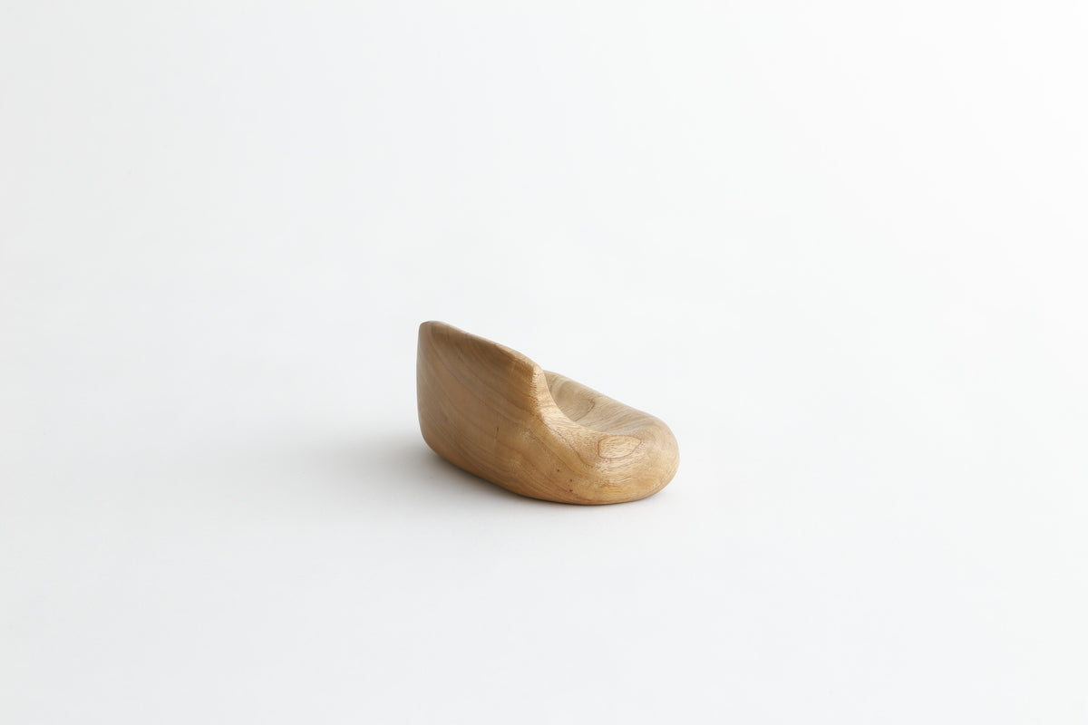 [Young Works] Ring Chair by Rin Oguri
