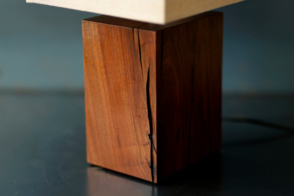 lamp / walnut 0521