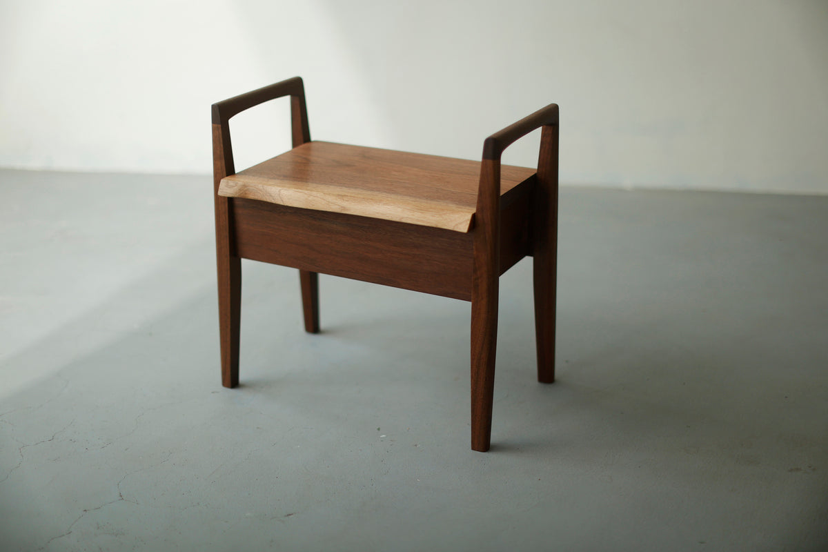 一枚板 genkan stool / walnut / 5144