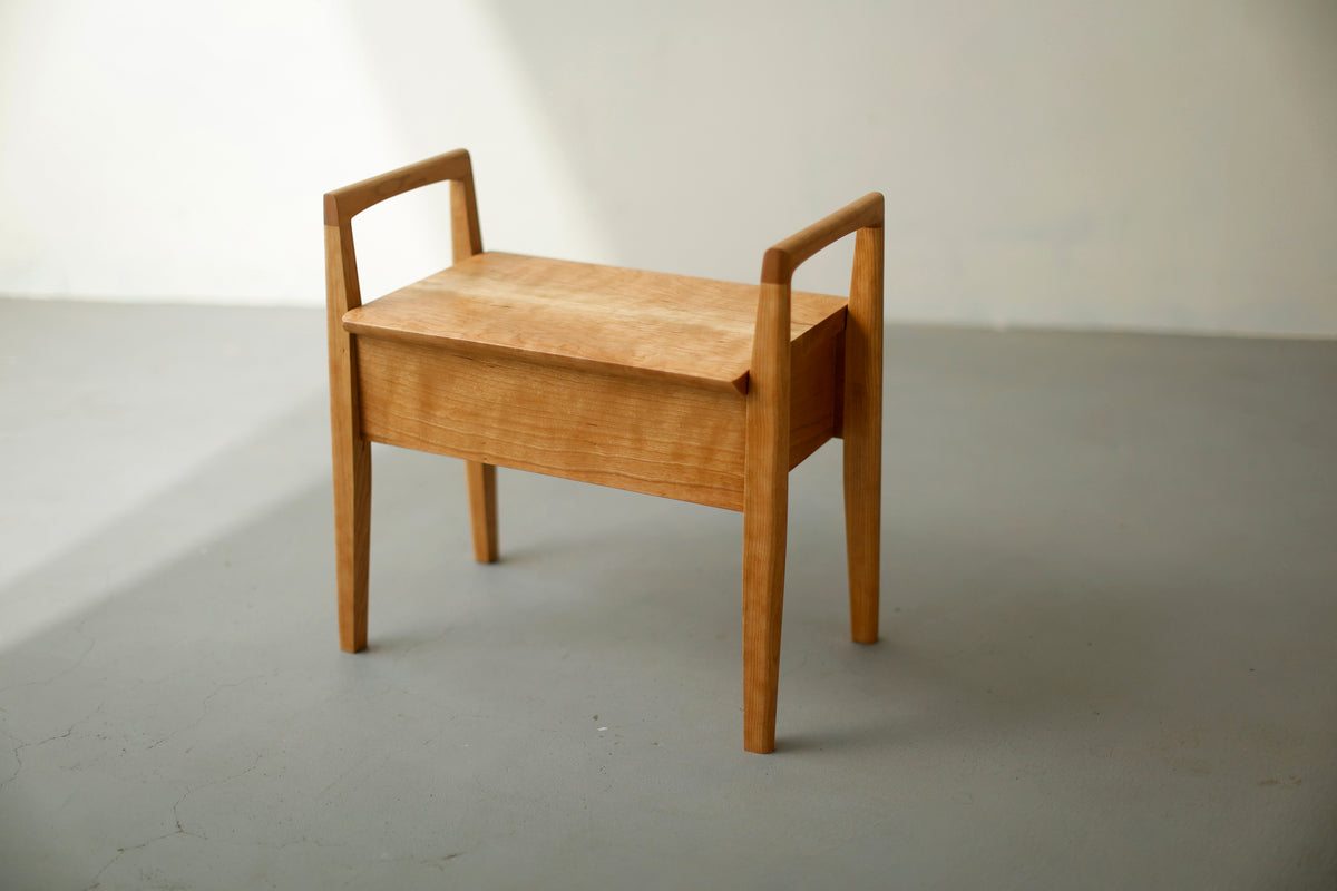 genkan stool / cherry / 5136