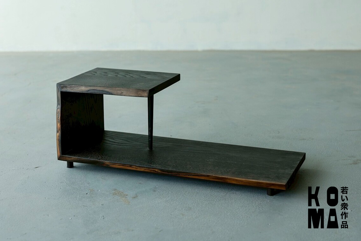 【若衆作品】　display book stand　武内舞子
