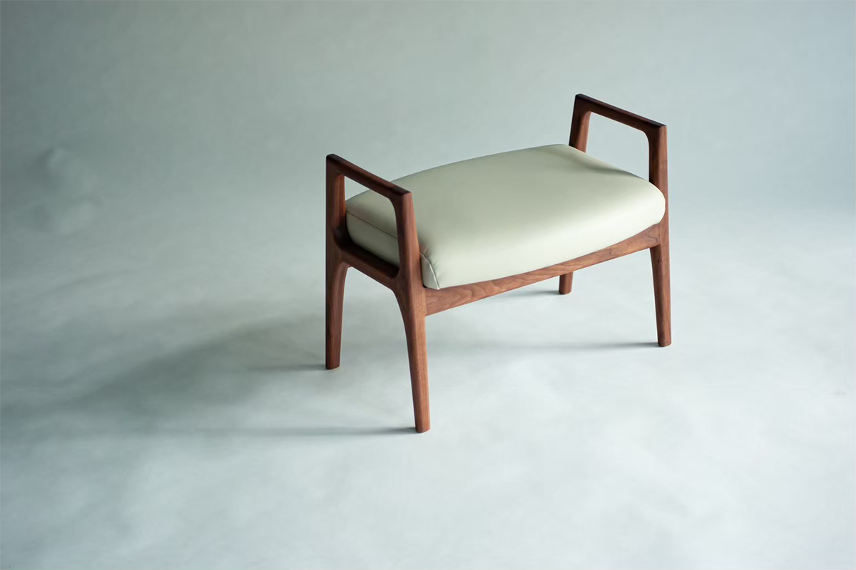 curva lounge ottoman