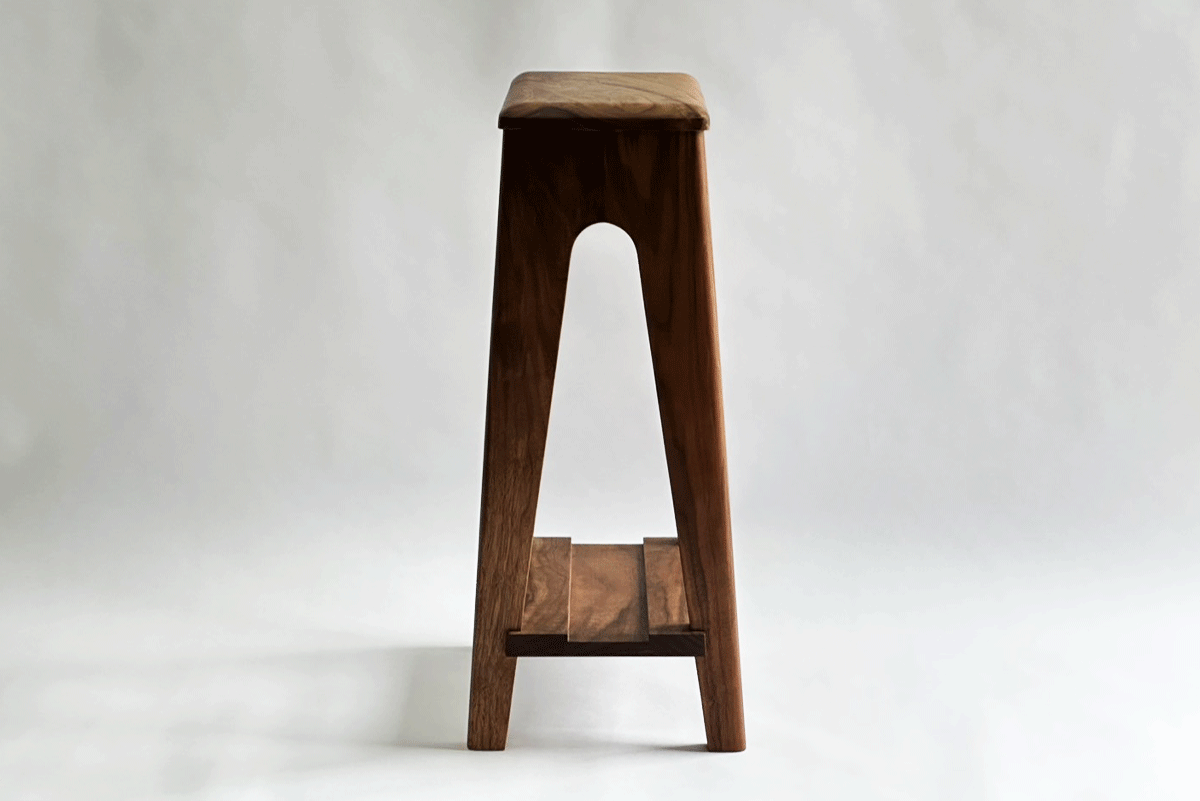 【若い衆作品】本たて stool 藤井大暉