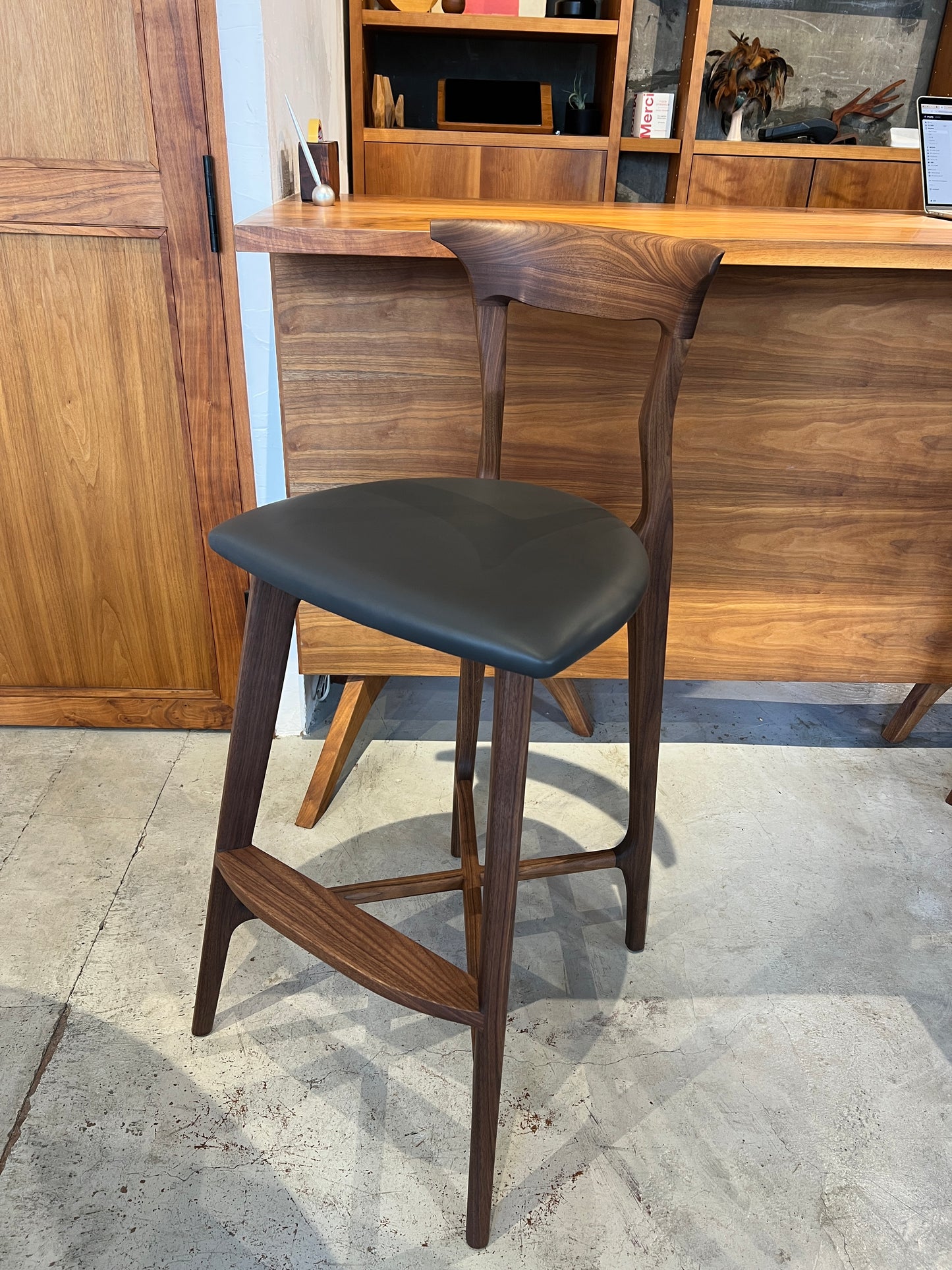 sui counter chair WN real leather 4759【 展示品 】
