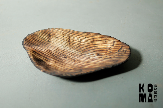【若い衆作品】yakisugi uzukuri plate　武内舞子